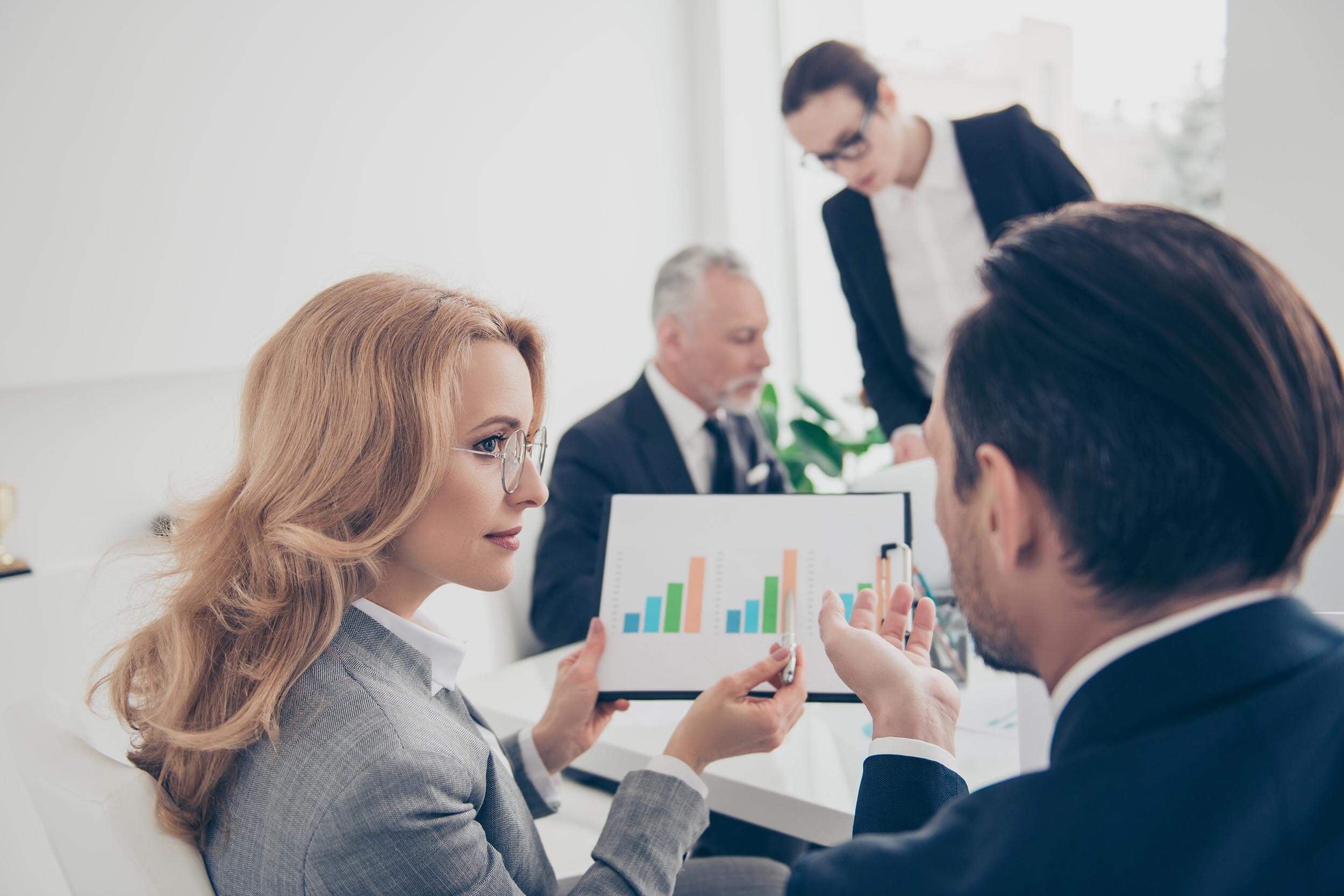 Dr Eric Topol säger att fler amerikaner så småningom kommer att behöva en Covid vaccin förstärkare